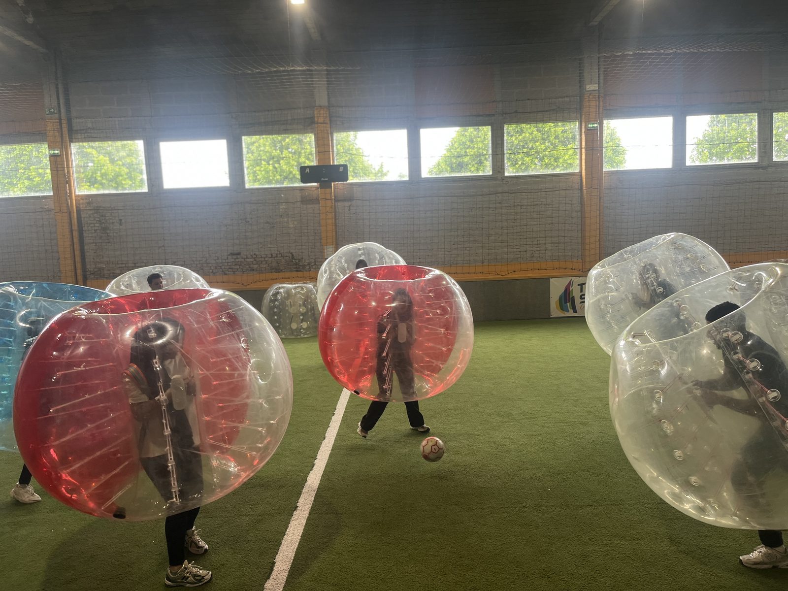 Bubble Foot à Douai : comment organiser un mini-tournoi entre équipes